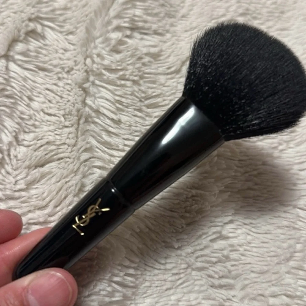 Yves Saint Laurent Beaute Delux Powder Blush
